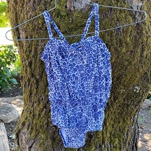 Baby Gap 4t cross back floral swimsuit